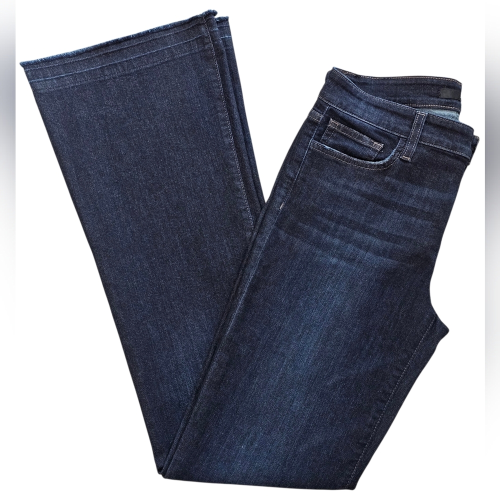 Joe's Jeans Women's Jessica With Raw Hem, Size 29. Excellent Condition - Picture 3 of 12